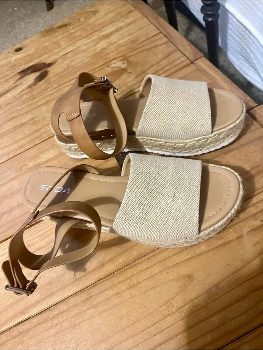 N/A stylish beige